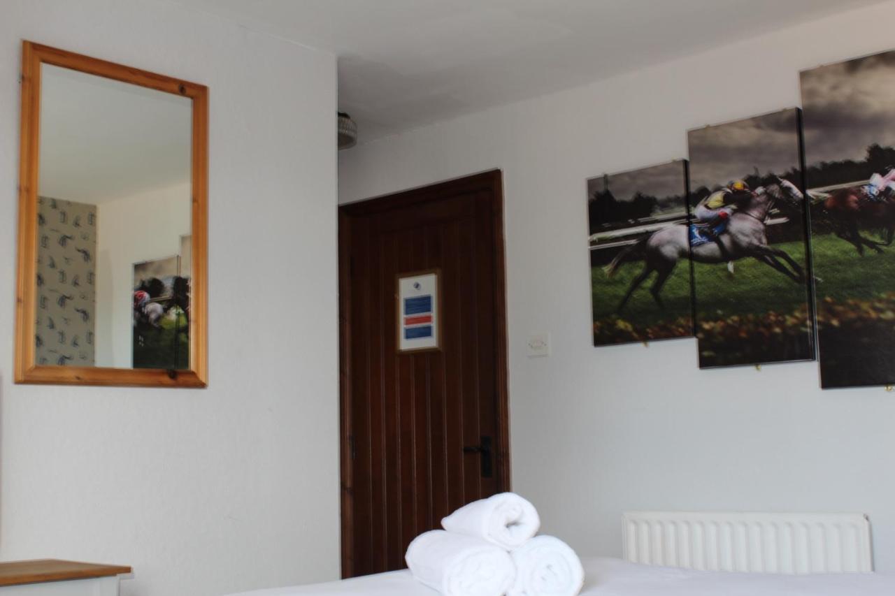 สตูเคลีย์ Hotel Great Stukeley ภายนอก รูปภาพ