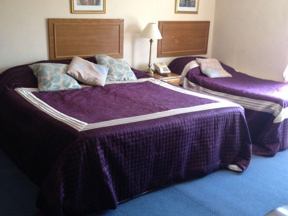 สตูเคลีย์ Hotel Great Stukeley ภายนอก รูปภาพ